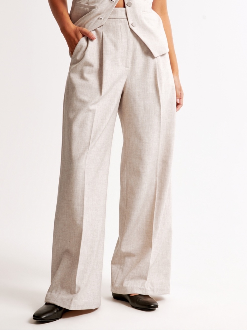 Abercrombie and Fitch Curve Love A&F Harper Tailored Ultra Wide Leg Pant
